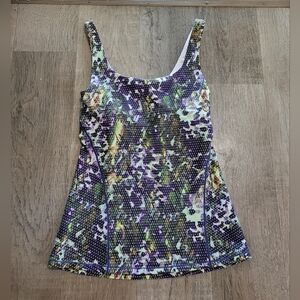Lululemon AMALA Tank, Size 4, Rare, EUC